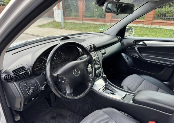 Mercedes-Benz Klasa C cena 19900 przebieg: 164253, rok produkcji 2004 z Nidzica małe 781